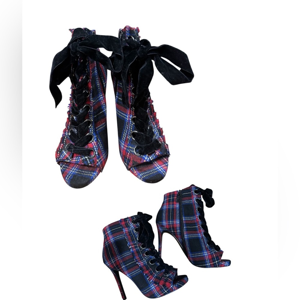 Liujo Plaid Lace-Up Ankle Boots S8